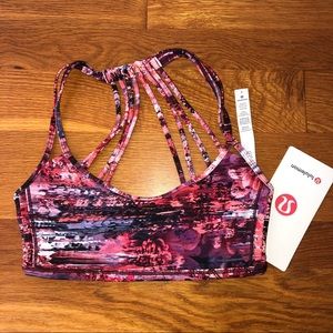 LULULEMON sports bra NWT